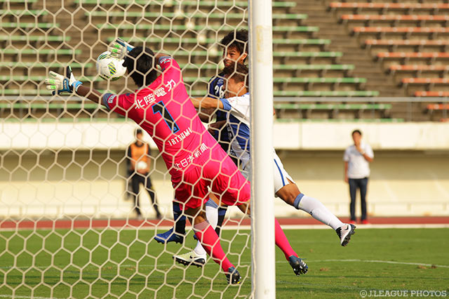 試合終了間際に追加点を頭で押し込んだ妹尾 直哉（Ｇ大23）【明治安田Ｊ３ 第24節 Ｇ大23vs富山】