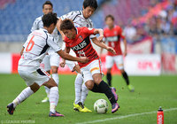 得意のドリブルで果敢に突破を図る関根 貴大（浦和）【ＹＬＣ 準決勝 第2戦 浦和vsFC東京】