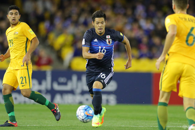 守備で奮闘する山口 蛍（Ｃ大阪）【ロシアＷ杯 アジア最終予選 オーストラリアvs日本】