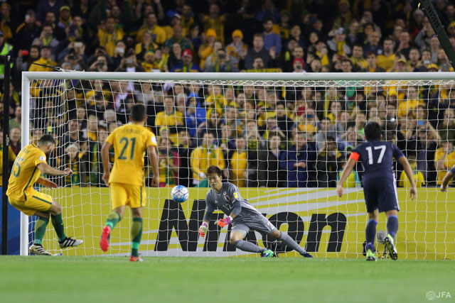 52分、PKによりオーストラリアに同点を許してしまう【ロシアＷ杯 アジア最終予選 オーストラリアvs日本】