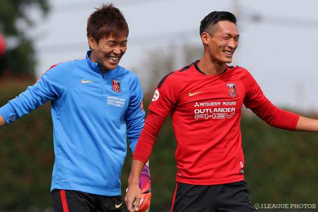 日本代表に選出されていた西川 周作（浦和）と槙野 智章も笑顔で練習に参加【ＹＬＣ 決勝前日練習】