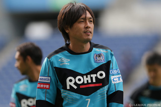 練習で笑みを見せる遠藤 保仁（Ｇ大阪）【ＹＬＣ 決勝前日練習】