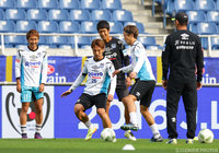 前日練習で汗を流すＧ大阪のメンバー【ＹＬＣ 決勝前日練習】