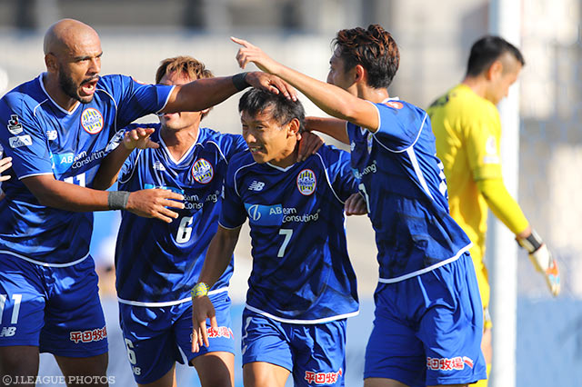 2戦連続ゴールとなる、先制点を決めた松岡 亮輔（山形）【明治安田Ｊ２ 第36節 山形vs東京Ｖ】