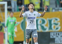 自ら得たPKを冷静に決めた高崎 寛之（松本）【明治安田Ｊ２ 第36節 千葉vs松本】