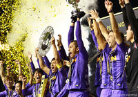 年間王座を勝ち取った喜びを爆発させる広島の選手たち【王者の系譜 2015年 広島】