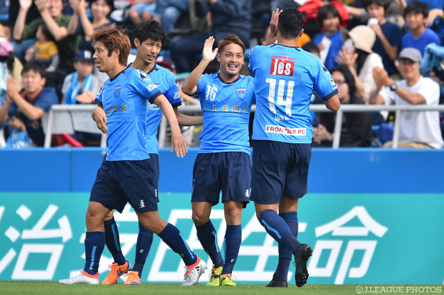 2試合連続ゴールとなる先制点を挙げた野村 直輝（横浜FC）【明治安田Ｊ２ 第37節 横浜FCvs群馬】