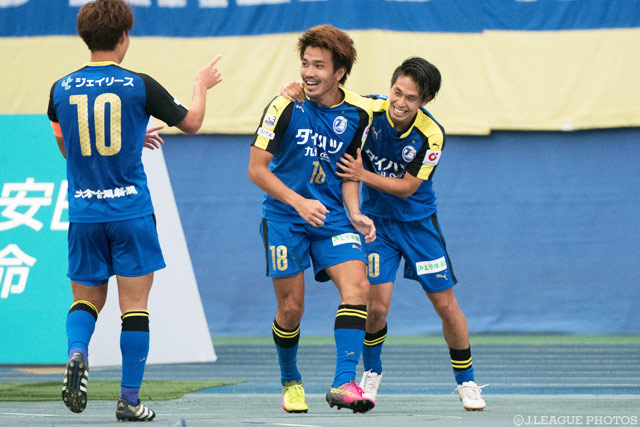 2得点を決め、チームを勝利に導いた伊佐 耕平（大分）【明治安田Ｊ３ 第26節 大分vs盛岡】