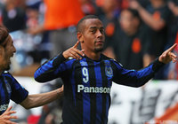 開始5分、アデミウソンのゴールで先制したＧ大阪【明治安田Ｊ１ 2nd 第16節 Ｇ大阪vs新潟】