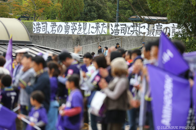 背番号７のための１日、笑っても泣いてもこれが最後。【明治安田Ｊ１ 2nd 第16節 広島vs福岡】