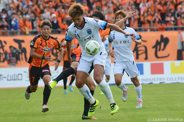 果敢な守備で6試合ぶりの無失点に貢献した大﨑 玲央（横浜FC）【明治安田Ｊ２ 第38節 山口vs横浜FC】