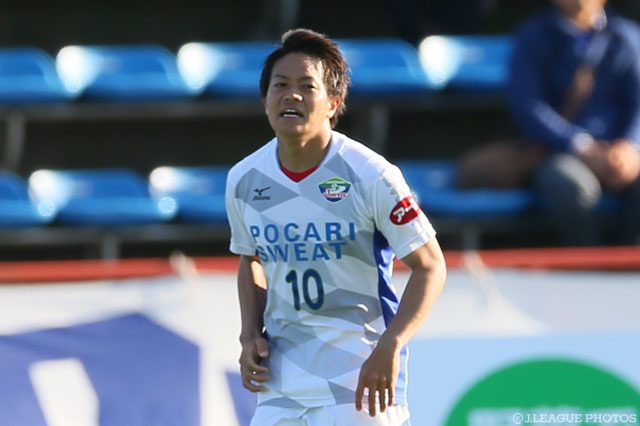 試合を決める3点目を決めた大﨑 淳矢（徳島）【明治安田Ｊ２ 第39節 水戸vs徳島】