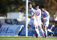 こぼれ球を押し込み先制ゴールを決めた豊田 陽平（鳥栖）【明治安田Ｊ１ 2nd 第17節 甲府vs鳥栖】