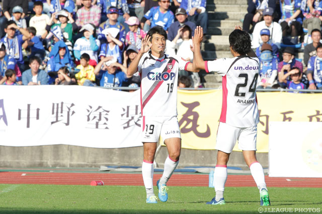 豪快に同点ゴールを決めた片山 瑛一（岡山）【明治安田Ｊ２ 第39節 町田vs岡山】