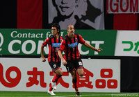 開始3分に先制ゴールを決めたジュリーニョ（札幌）【明治安田Ｊ２ 第39節 札幌vs讃岐】