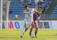 先制点を決め、キャリアハイとなる今季10点目を記録した瀬沼 優司（愛媛）【明治安田Ｊ２ 第41節 愛媛vs京都】