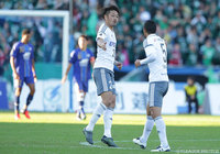 強烈なミドルシュートで1点を返した高崎 寛之（松本）【明治安田Ｊ２ 第41節 町田vs松本】