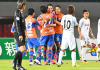 岸田 翔平の第27節以来の得点で先制した長崎【明治安田Ｊ２ 第41節 長崎vs讃岐】