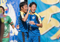 揃って得点し、大分の首位奪取に貢献した三平 和司と後藤 優介【明治安田Ｊ３ 第29節 大分vsYS横浜】