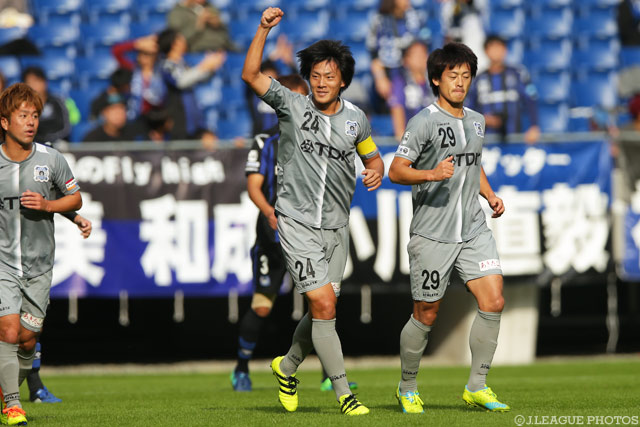 攻撃参加し、貴重な先制ゴールを奪った山田 尚幸（秋田）【明治安田Ｊ３ 第29節 Ｇ大23vs秋田】