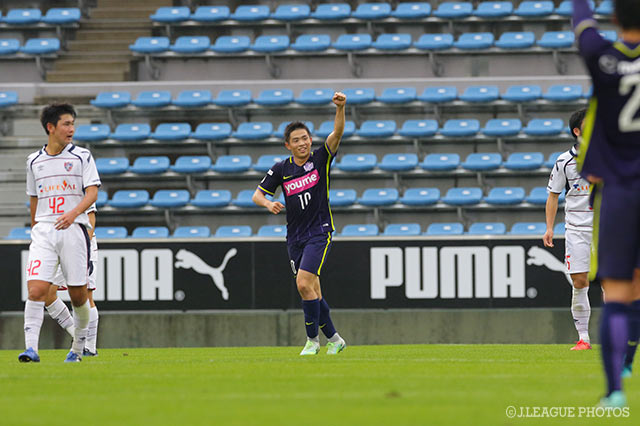 今大会9得点目が広島の追加点になった山根 永遠。さすがの決定力を披露し、得点王に輝く【Ｊユースカップ決勝 広島vsFC東京】