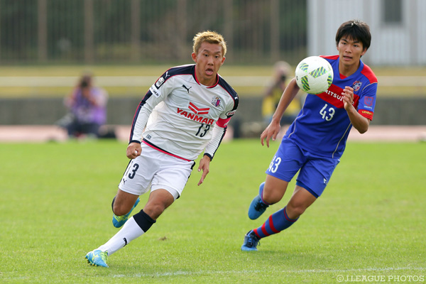 キャプテンとしてチームを牽引した丸岡 満（Ｃ大23） 【明治安田Ｊ３ 第30節 Ｆ東23vsＣ大23】