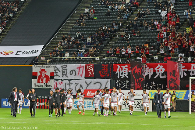 21位に浮上した金沢はJ2･J3入れ替え戦へ【明治安田Ｊ２ 第42節 札幌vs金沢】 