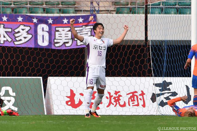 古巣から追加点を挙げたイ ヨンジェ（京都）【明治安田Ｊ２ 第42節 長崎vs京都】