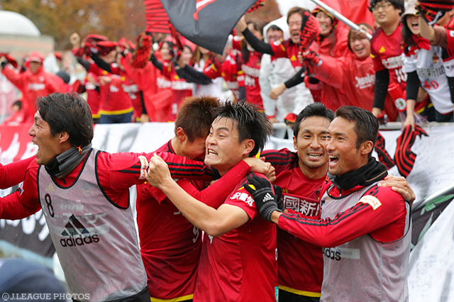 値千金の劇的決勝点を押し込んだ小柳 達司（金沢）【Ｊ２・Ｊ３入れ替え戦 第1戦 栃木vs金沢】