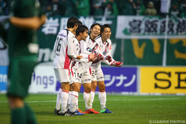 自身の第一子誕生を最高の形で祝福した押谷 祐樹（岡山）【Ｊ１昇格プレーオフ 準決勝 松本vs岡山】