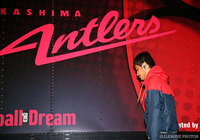 音楽を聴きながらスタジアム入りする鹿島の重鎮、小笠原 満男。大舞台での経験値はリーグ屈指の存在【明治安田ＣＳ 決勝 第1戦 鹿島vs浦和】