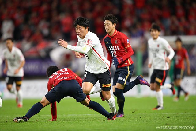 2列目から積極的な飛び出しをみせた武藤 雄樹（浦和）【明治安田ＣＳ 決勝 第1戦 鹿島vs浦和】