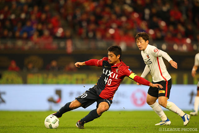 鹿島の中盤で攻守に圧倒的な存在感を放つ小笠原 満男【明治安田ＣＳ 決勝 第1戦 鹿島vs浦和】