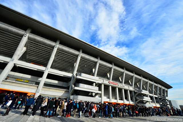 今シーズン最後のチャンス、元日の吹田へ青のビクトリーロードは繋がっているか【天皇杯 準決勝 大宮vs川崎Ｆ】