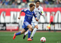 ドリブルで駆け上がる齋藤 学(横浜FM)【天皇杯 準決勝 横浜FMvs鹿島】