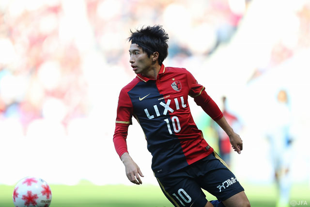 中盤で試合を作る柴崎 岳（鹿島）【天皇杯 決勝 鹿島vs川崎Ｆ】