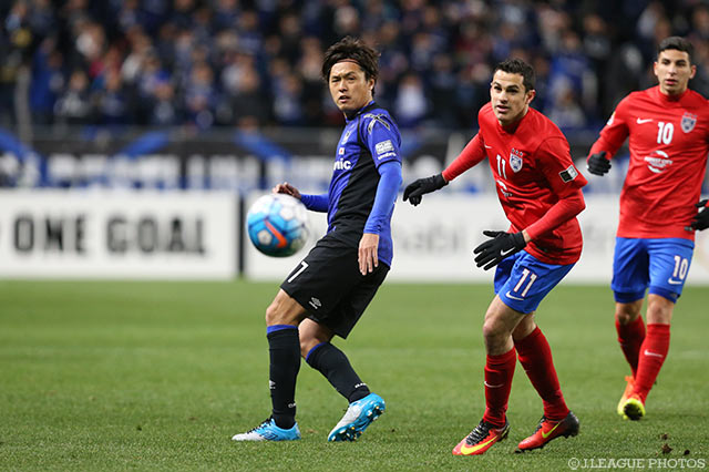 正確無比なCKで3点目を演出した遠藤 保仁（Ｇ大阪）【ＡＣＬ プレーオフ Ｇ大阪vsジョホール】