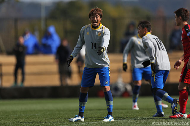 40分の先制点でリードをもたらした平井 将生（北九州）【DAZNニューイヤー杯 鹿児島ラウンド 熊本vs北九州】