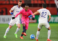 絶妙なパスで攻撃の起点となったレオ シルバ（鹿島）【ＡＣＬ GS MD1 鹿島vs蔚山】