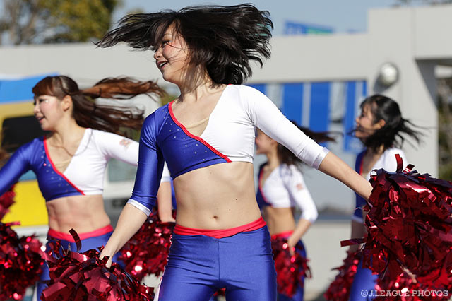 Tricolore Mermaidsが今季も日産スタジアムを盛り上げます！【明治安田Ｊ１ 第1節 横浜FMvs浦和】