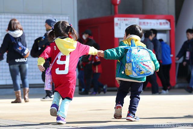 開幕戦を前に気分も高揚！自然と足取りも軽くなります【明治安田Ｊ１ 第1節 鹿島vsFC東京】