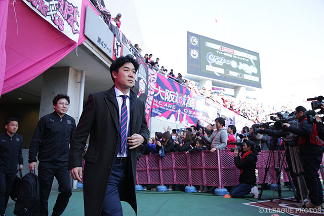 古巣に指揮官として戻ってきた尹 晶煥監督。運動量で相手を制圧するスタイルはＣ大阪でも機能するか【明治安田Ｊ１ 第1節 Ｃ大阪vs磐田】