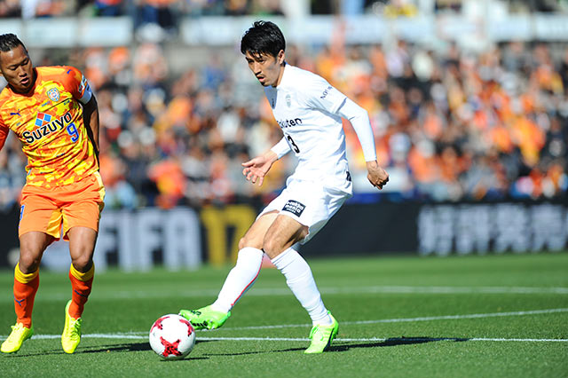 得点に絡み、好守に貢献した渡部 博文（神戸）【明治安田Ｊ１ 第1節 清水vs神戸】