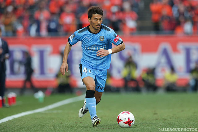 かつてのホームで57分まで奮闘した家長 昭博（川崎Ｆ）【明治安田Ｊ１ 第1節 大宮vs川崎Ｆ】