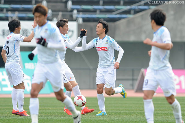 永田 亮太のゴールで1点差に追い上げた讃岐【明治安田Ｊ２ 第1節 熊本vs讃岐】