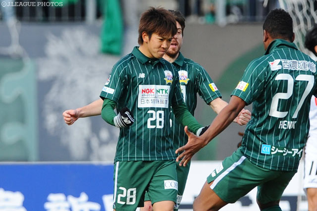 永島 悠史のＪリーグ初得点で2点差を追いついた岐阜【明治安田Ｊ２ 第1節 岐阜vs山口】