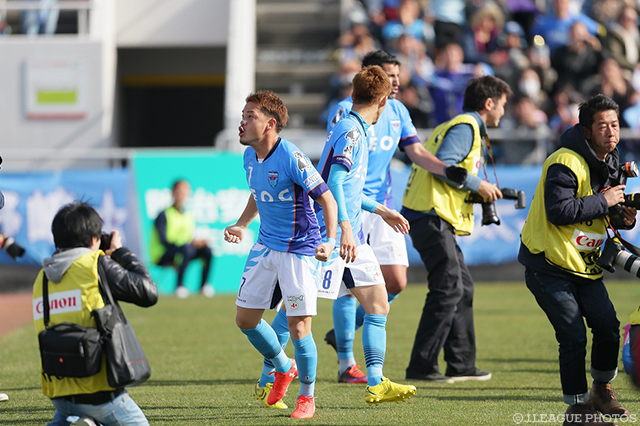 16分に右足で先制ゴールを決めた野村 直輝（横浜FC）【明治安田Ｊ２ 第1節 横浜FCvs松本】