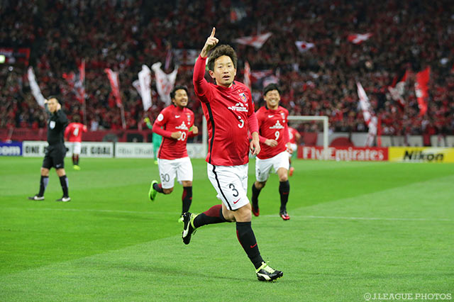 こぼれ球を巧みなボレーで合わせ、4点目を奪った宇賀神 友弥（浦和）【ＡＣＬ GS MD2 浦和vsFCソウル】