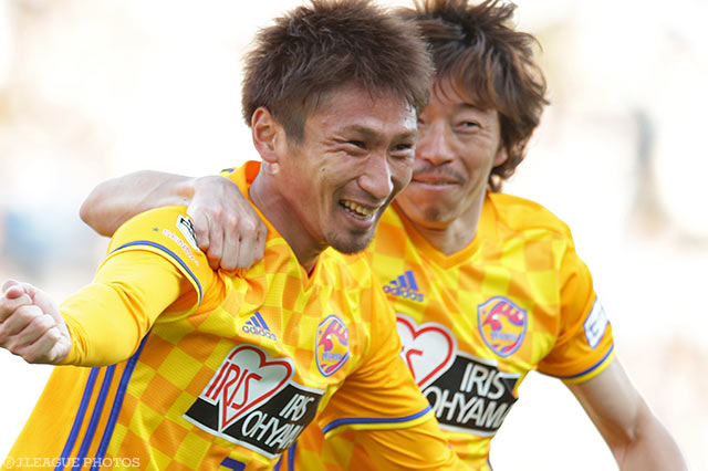 決勝点となる鮮やかなシュートを決めた奥埜 博亮（仙台）【明治安田Ｊ１ 第2節 磐田vs仙台】