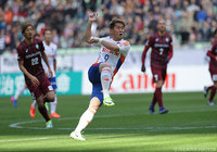 強烈なシュートで神戸ゴールを脅かした山崎 亮平（新潟）【明治安田Ｊ１ 第2節 神戸vs新潟】